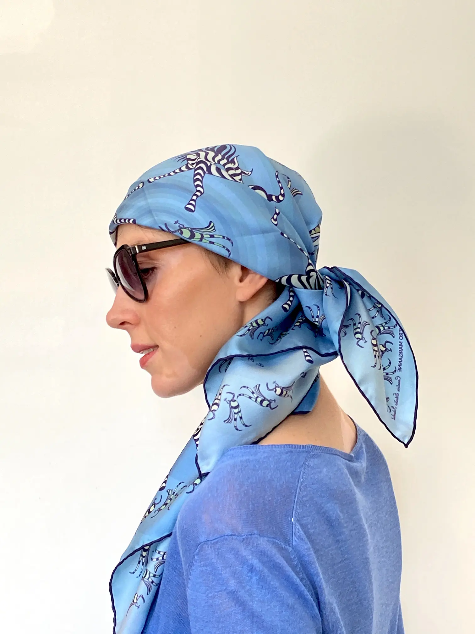 The Three Beauties Blue